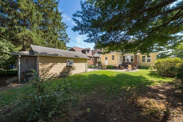 560 E North Broadway Street, Columbus, OH 43214