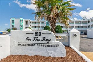 810 E Ocean View Ave Apt 201, Norfolk, VA 23503