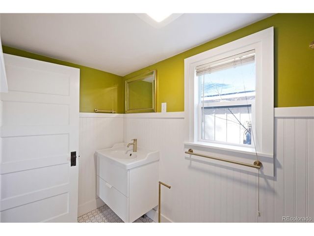 422 Atwood St, Longmont, CO 80501