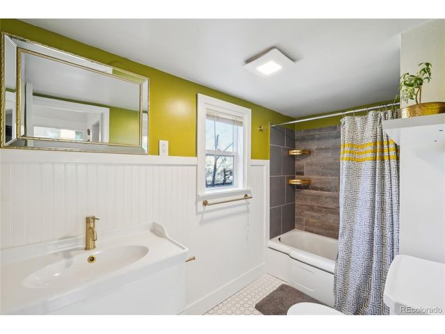 422 Atwood St, Longmont, CO 80501