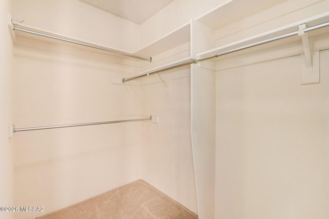 1409 W Calle Mendoza, Green Valley, AZ 85622