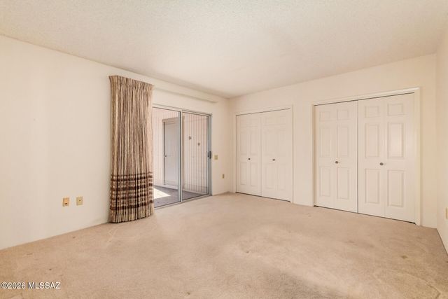 1409 W Calle Mendoza, Green Valley, AZ 85622