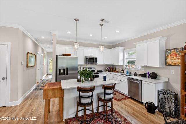 10847 Ala Moana Street, Diamondhead, MS 39525