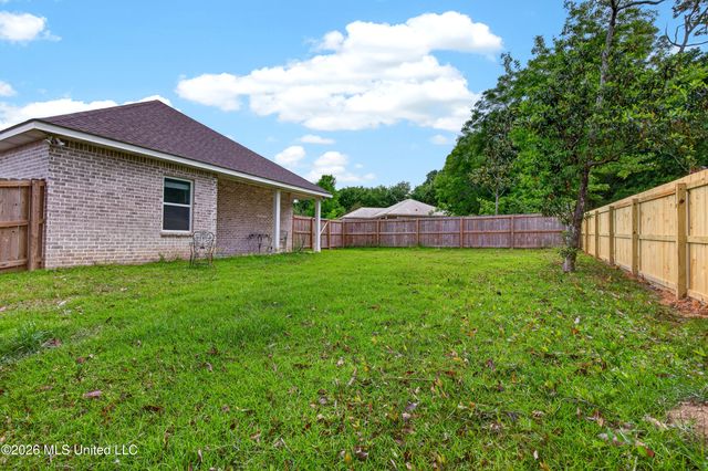 10847 Ala Moana Street, Diamondhead, MS 39525