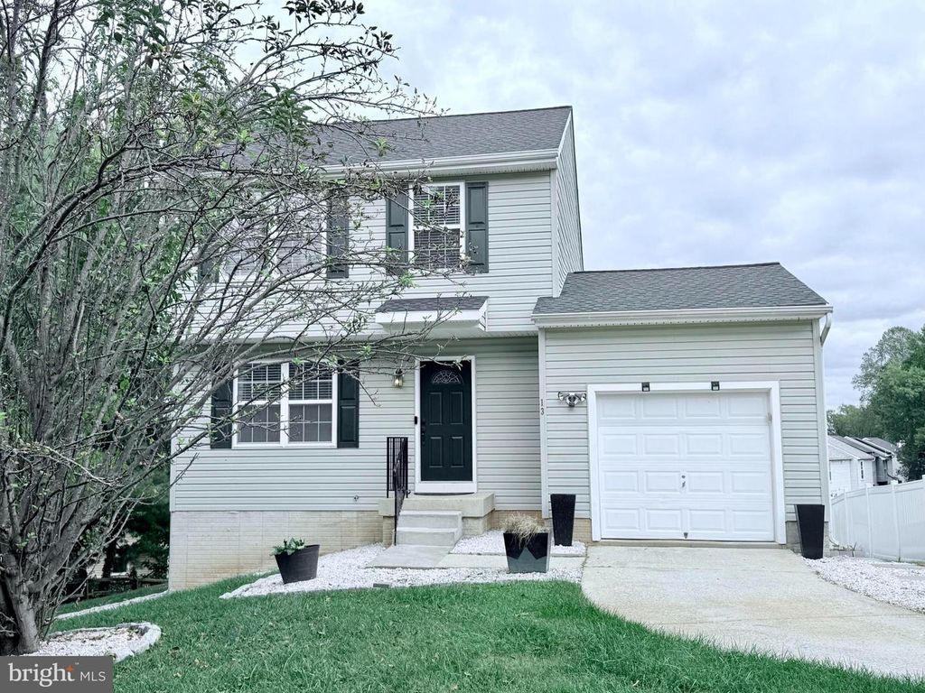 13 AL HANNAH CIR, Baltimore, MD 21208