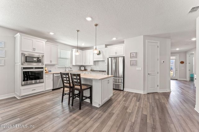 345 MUHLY GRASS Street, Yulee, FL 32097