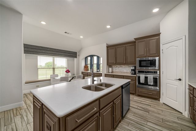 2329 Llano, Royse City, TX 75189