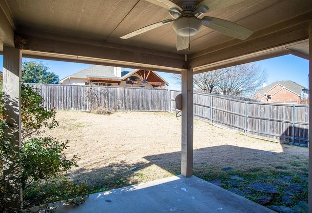 6823 Woodcrest Lane, Sachse, TX 75048