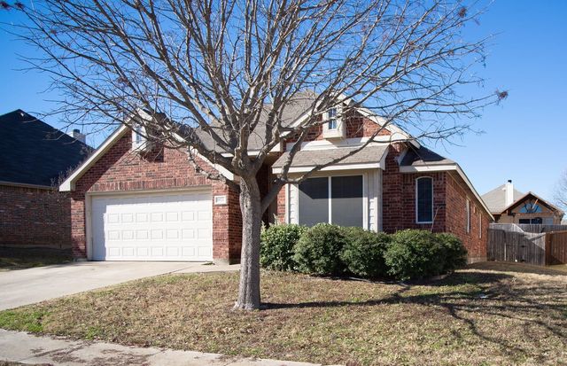 6823 Woodcrest Lane, Sachse, TX 75048