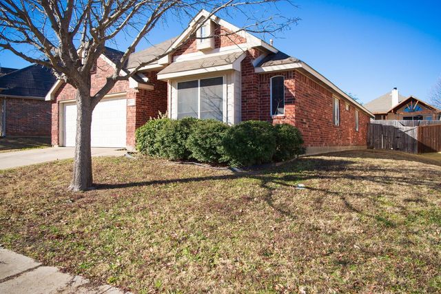 6823 Woodcrest Lane, Sachse, TX 75048