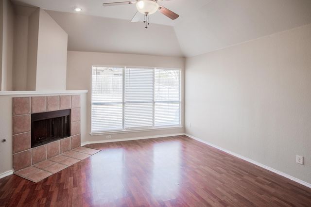 6823 Woodcrest Lane, Sachse, TX 75048