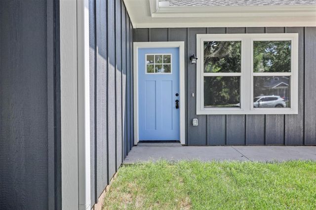 516 E Heron Street, Denison, TX 75021