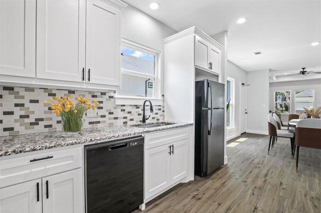 516 E Heron Street, Denison, TX 75021