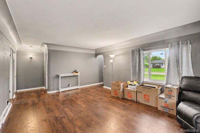 4129 Moulton Drive, Flint Charter Township, MI 48507