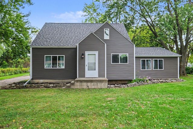 4129 Moulton Drive, Flint Charter Township, MI 48507