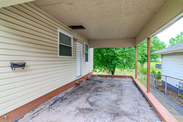 136 Ballard Street, Harrodsburg, KY 40330