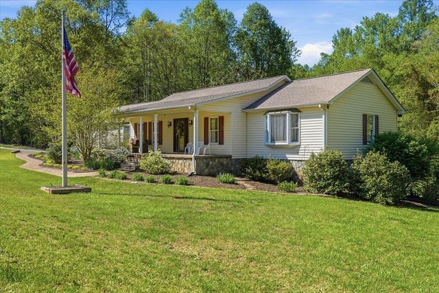 310 Holly Springs Road, Inman, SC 29349