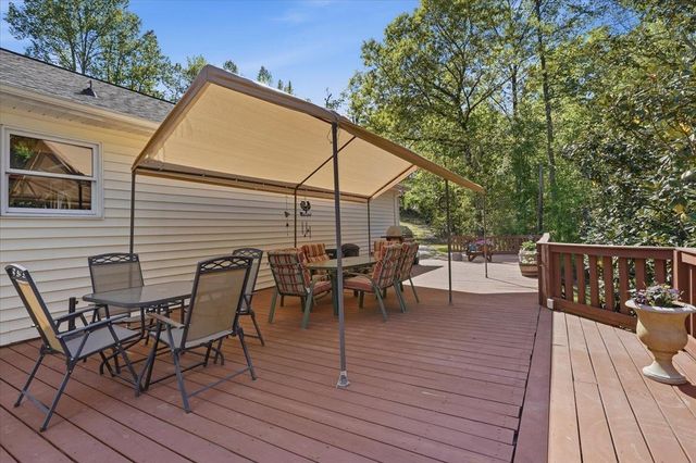 310 Holly Springs Road, Inman, SC 29349