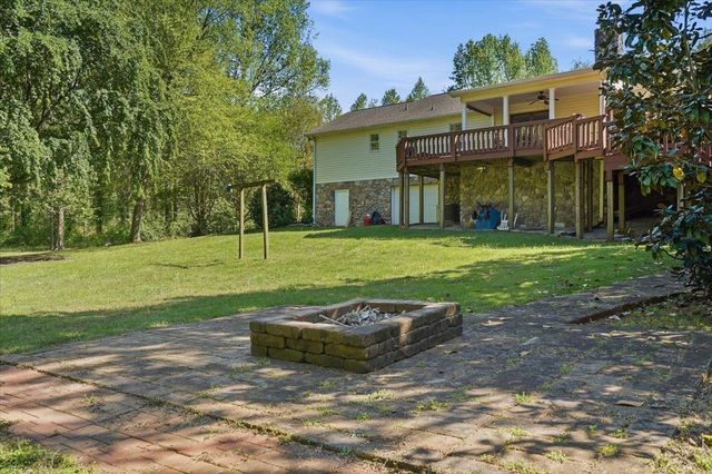 310 Holly Springs Road, Inman, SC 29349