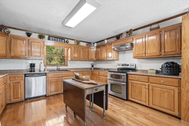 310 Holly Springs Road, Inman, SC 29349