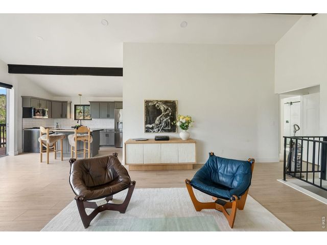 926 4th Ave, Lyons, CO 80540