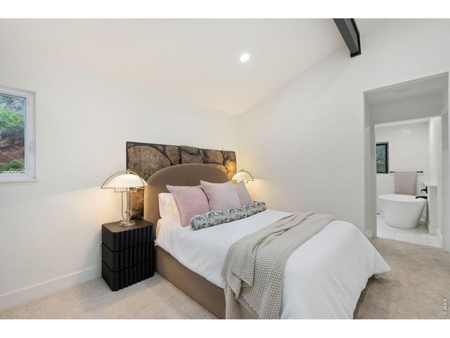 926 4th Ave, Lyons, CO 80540