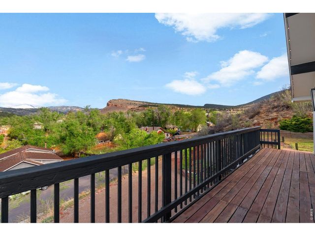 926 4th Ave, Lyons, CO 80540