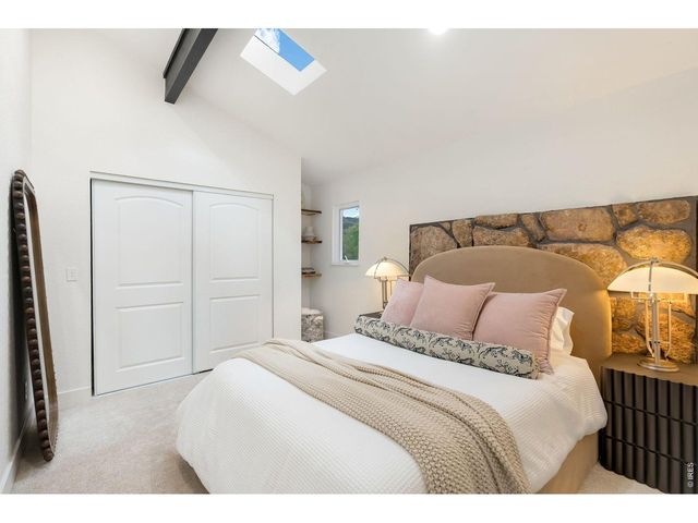 926 4th Ave, Lyons, CO 80540