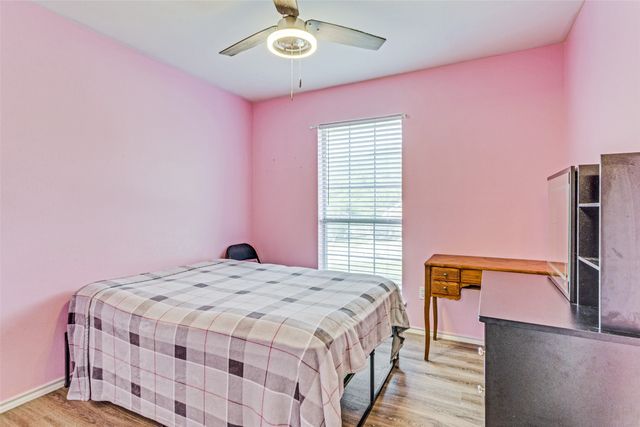 106 King Arthur Court, Weatherford, TX 76086