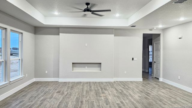 174 Pine Valley, La Vernia, TX 78121