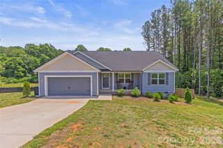 2412 Mintew Circle, Lincolnton, NC 28092