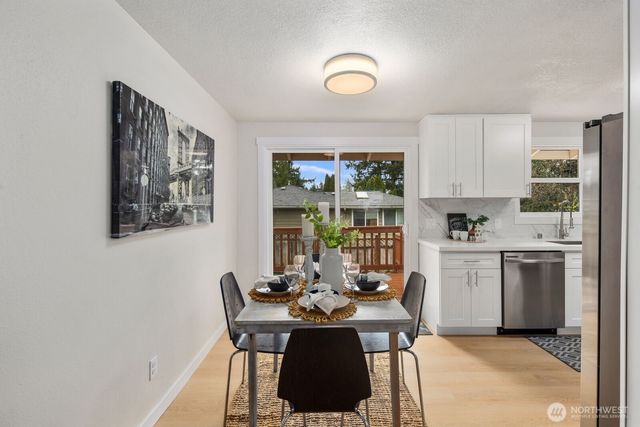 20407 30th Avenue W, Lynnwood, WA 98036