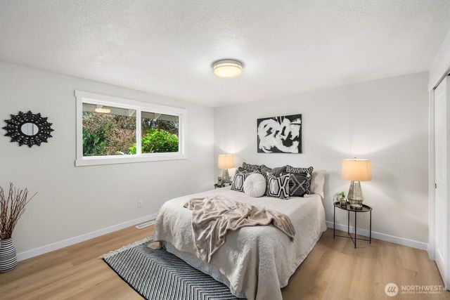 20407 30th Avenue W, Lynnwood, WA 98036