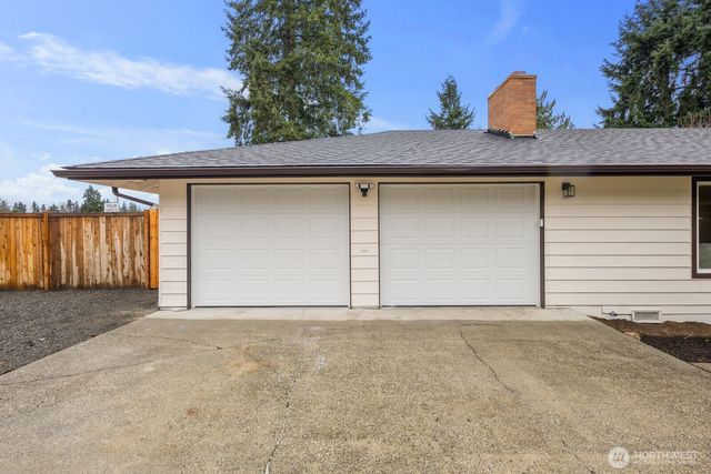 20407 30th Avenue W, Lynnwood, WA 98036