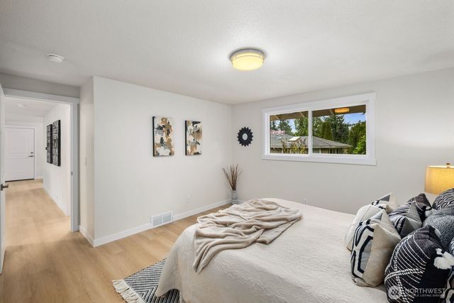 20407 30th Avenue W, Lynnwood, WA 98036