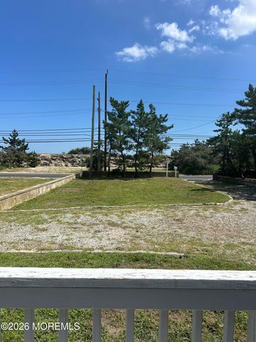 674 Ocean Avenue, Sea Bright, NJ 07760
