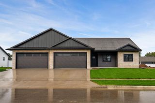 1914 London STREET, Holmen, WI 54636