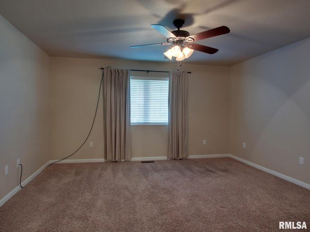 4919 CHESTNUT Street, Quincy, IL 62305