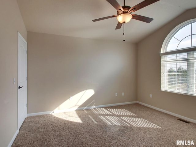 4919 CHESTNUT Street, Quincy, IL 62305