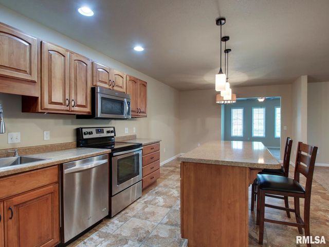 4919 CHESTNUT Street, Quincy, IL 62305