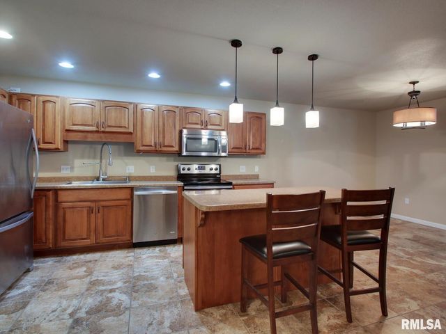 4919 CHESTNUT Street, Quincy, IL 62305