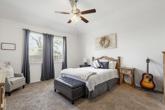 163 Mockingbird Way, Caddo Mills, TX 75135