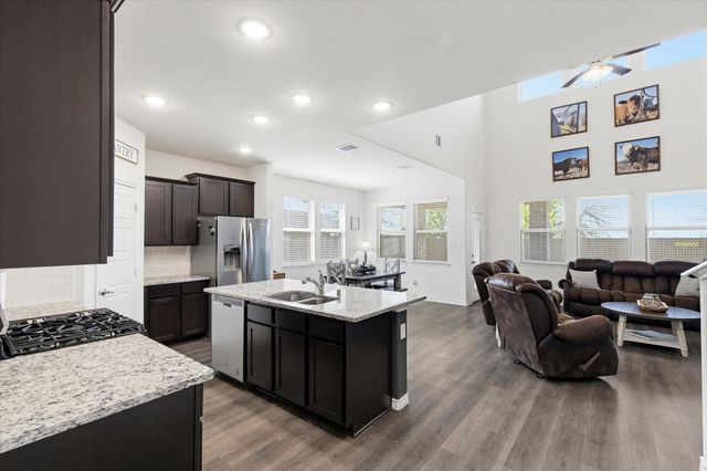 163 Mockingbird Way, Caddo Mills, TX 75135