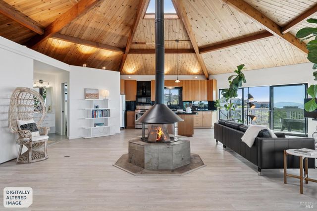 557 Oceana Dr, Dillon Beach, CA 94929