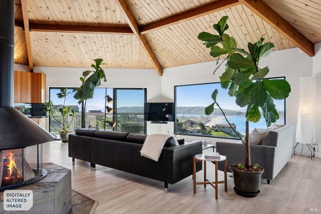 557 Oceana Dr, Dillon Beach, CA 94929