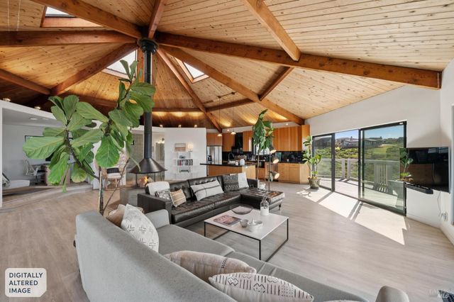 557 Oceana Dr, Dillon Beach, CA 94929