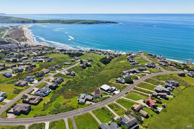 557 Oceana Dr, Dillon Beach, CA 94929