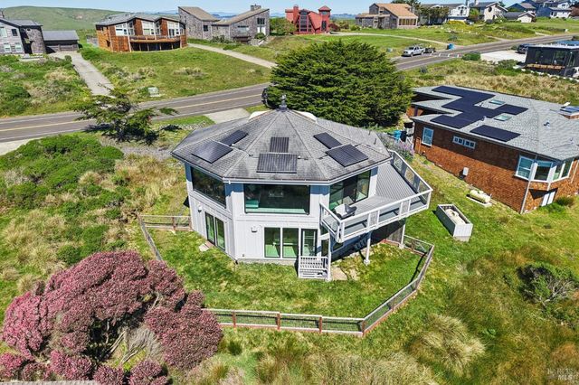 557 Oceana Dr, Dillon Beach, CA 94929