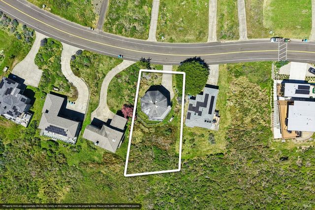 557 Oceana Dr, Dillon Beach, CA 94929