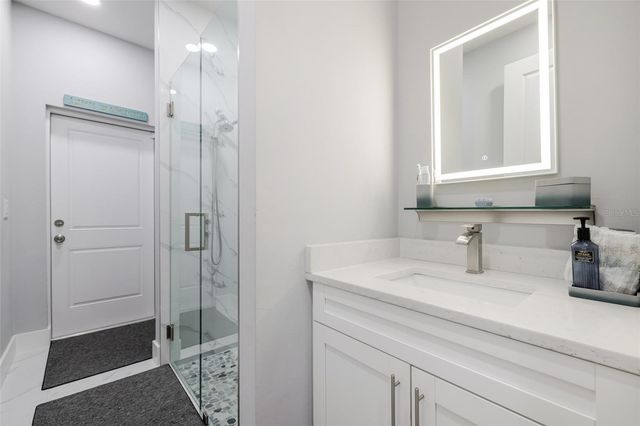 110 SW 21ST TERRACE, Cape Coral, FL 33991